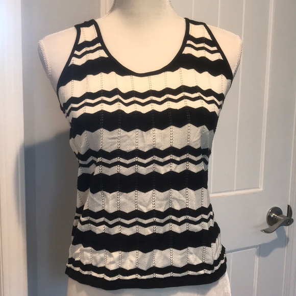 ⬇️August Silk Sweater - Small Medium - Picture 1 of 6